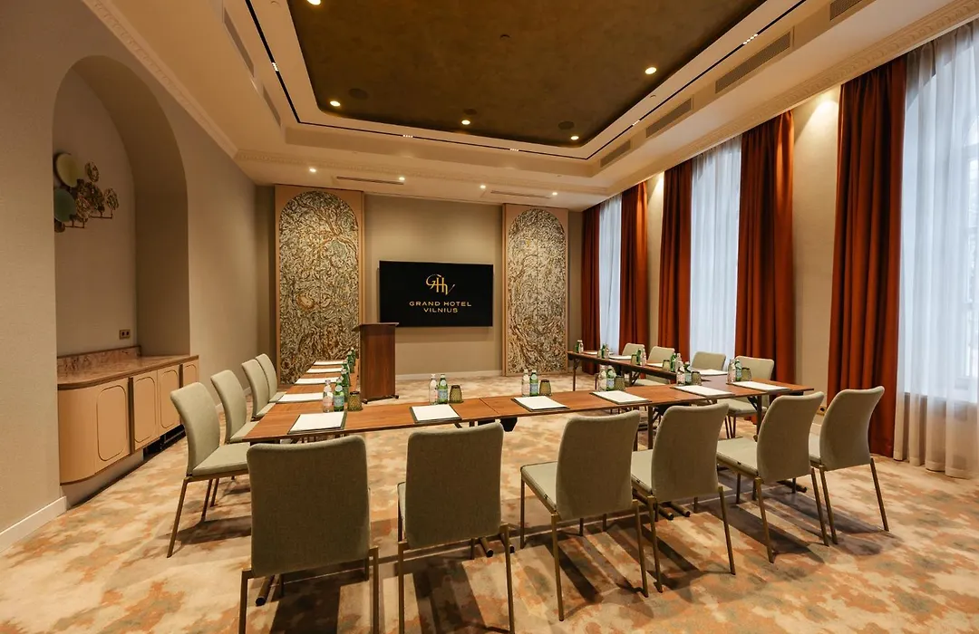 Grand Hotel Vilnius, Curio Collection By Hilton-1