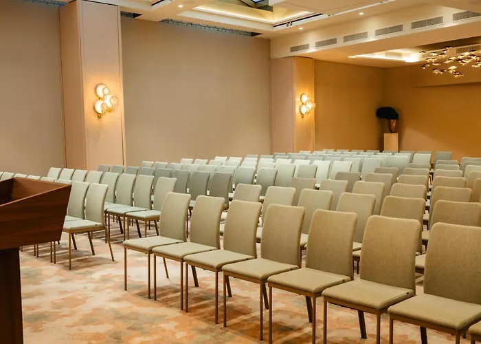 Grand Hotel Vilnius, Curio Collection By Hilton
